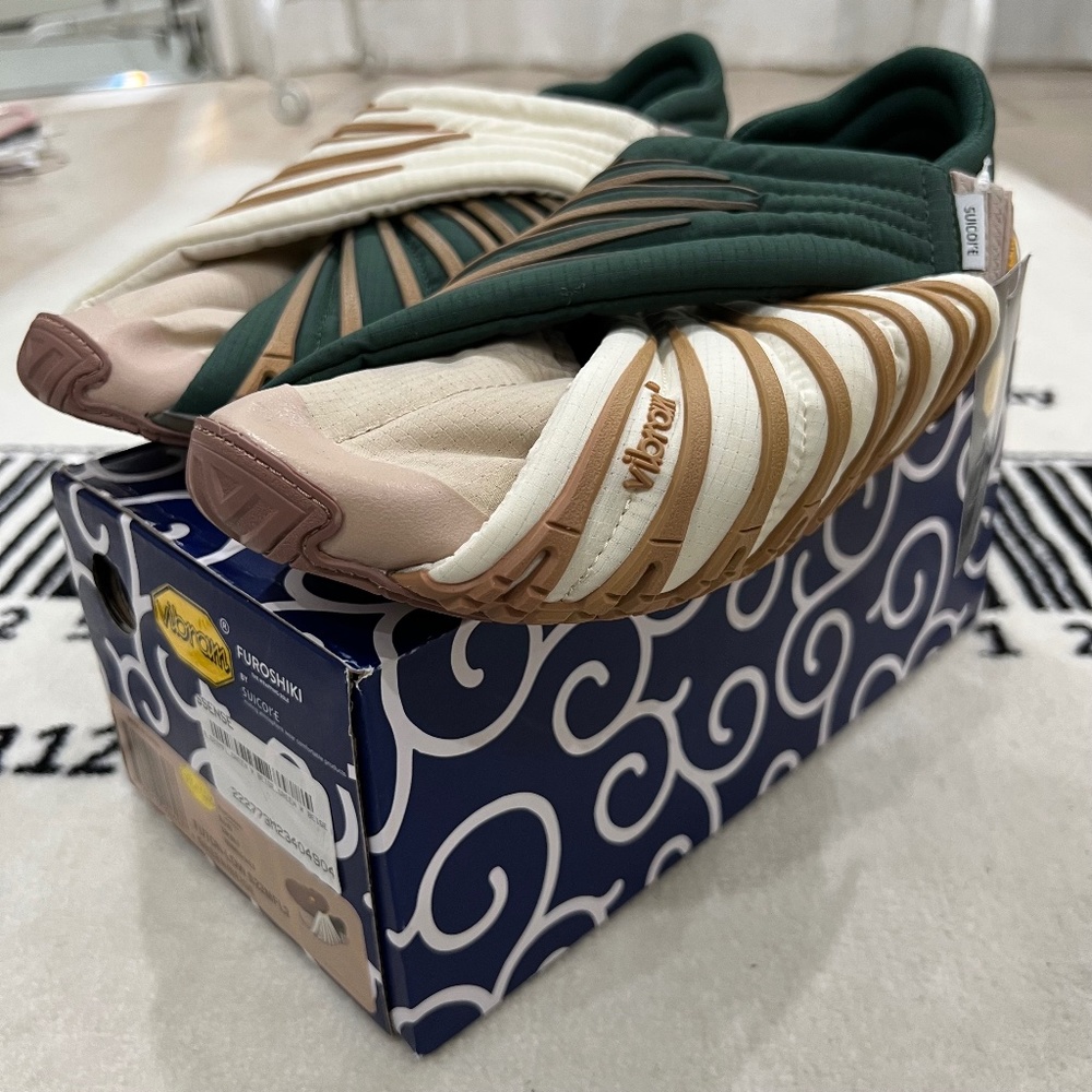 Suicoke Furoshiki Futon FW22 Low Top The Wrapping Sole Sneakers - Green Beige